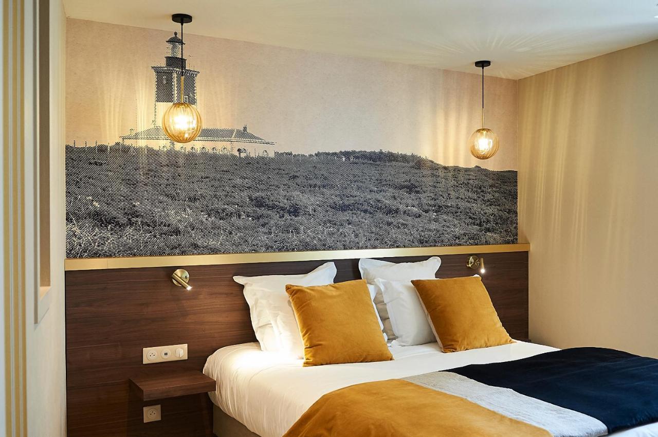 Hotel La Marine Groix Exterior photo