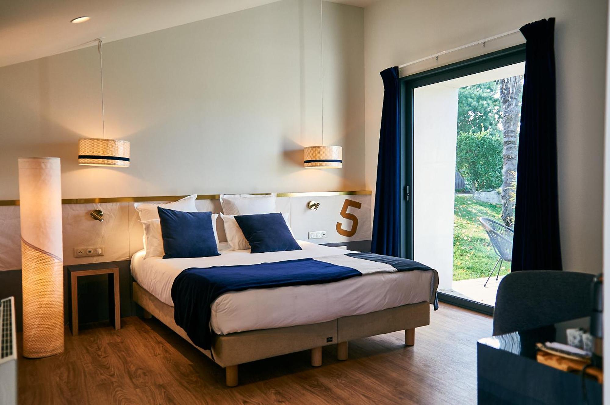 Hotel La Marine Groix Exterior photo